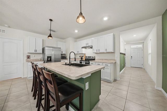 6784 HUNTLEIGH HAMMOCK ROAD, St Cloud, FL 34773