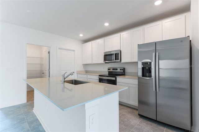 2363 BURNEY FALLS LN LANE, Davenport, FL 33837