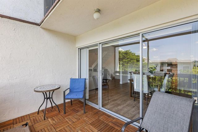 721 N Pine Island 406, Plantation, FL 33324