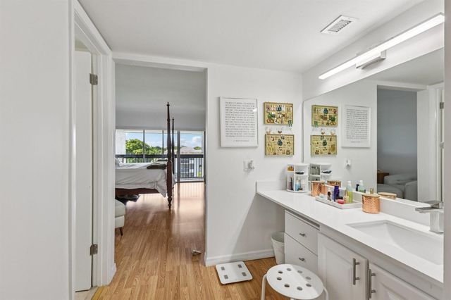 721 N Pine Island 406, Plantation, FL 33324