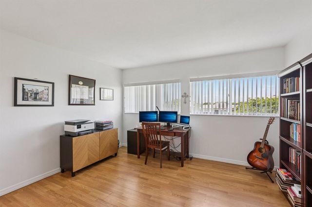 721 N Pine Island 406, Plantation, FL 33324