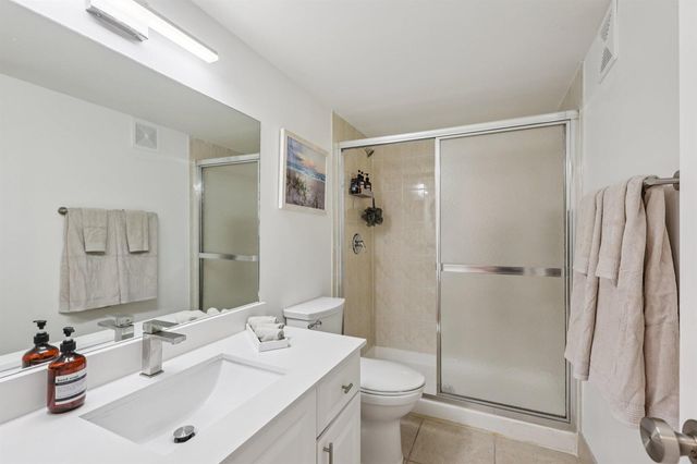 721 N Pine Island 406, Plantation, FL 33324