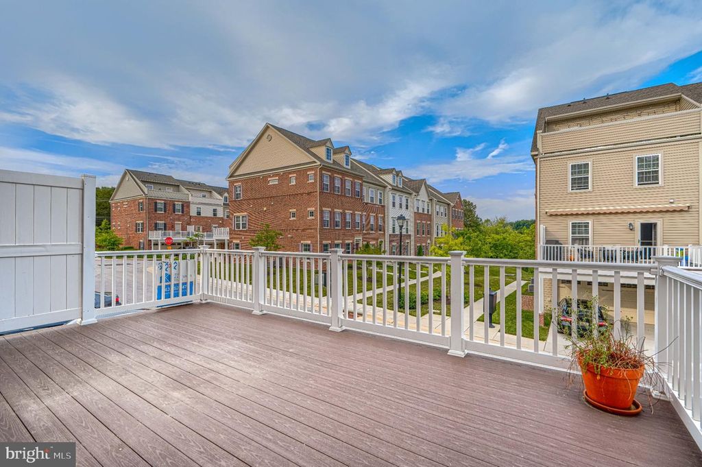 Image 30 of property listing at 9240 GARRETTSON CIR, Perry Hall, MD 21128