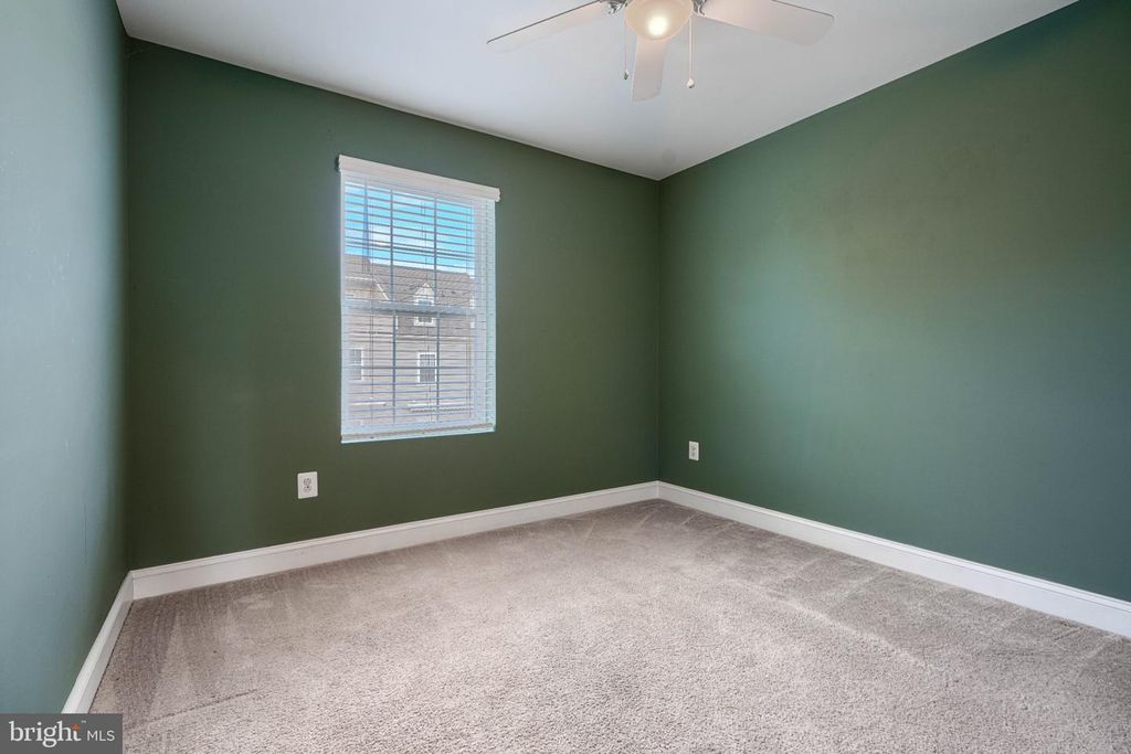 Image 32 of property listing at 9240 GARRETTSON CIR, Perry Hall, MD 21128
