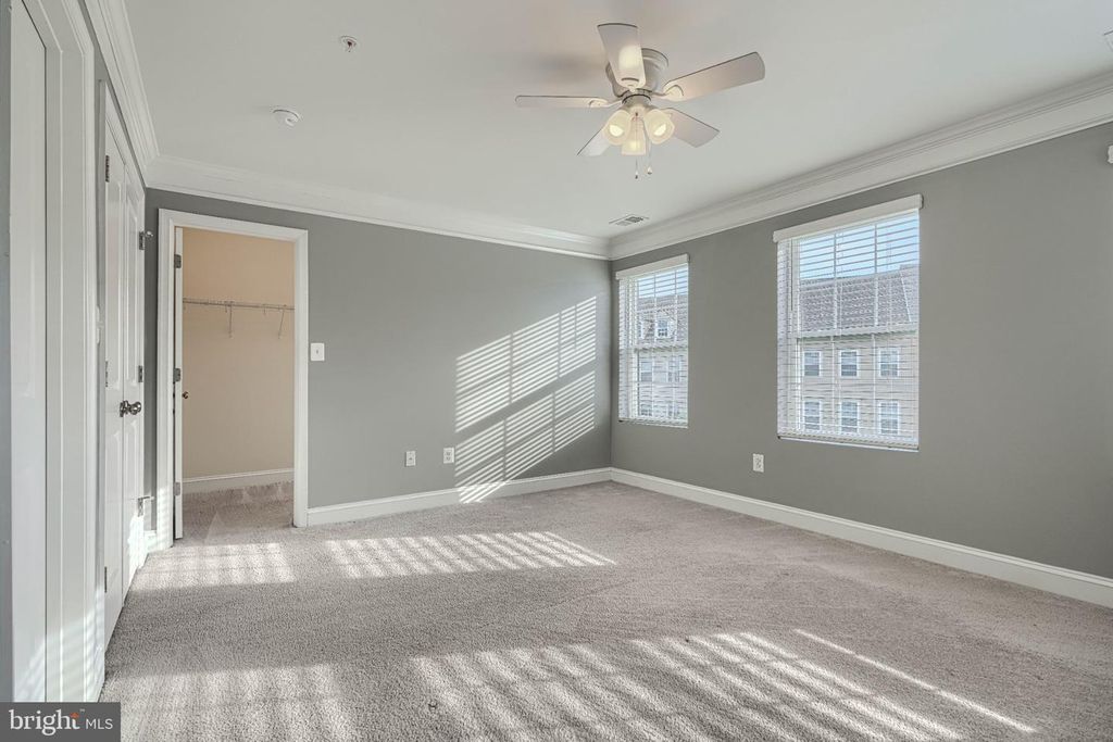 Image 45 of property listing at 9240 GARRETTSON CIR, Perry Hall, MD 21128