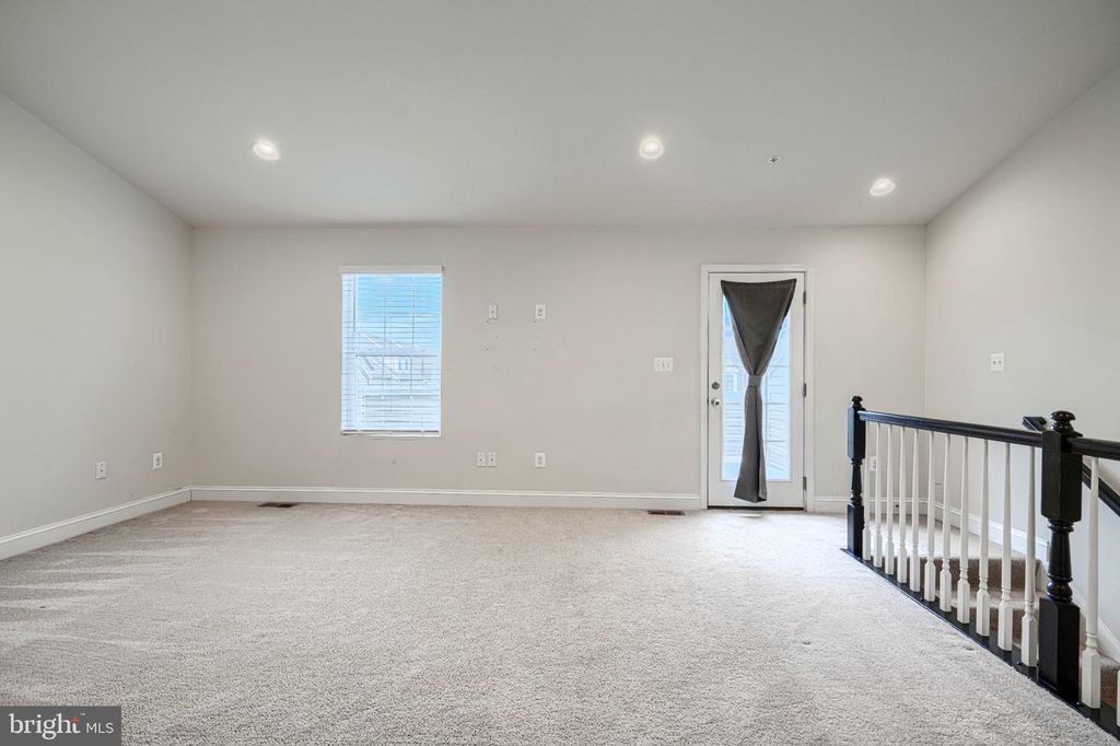 Image 55 of property listing at 9240 GARRETTSON CIR, Perry Hall, MD 21128