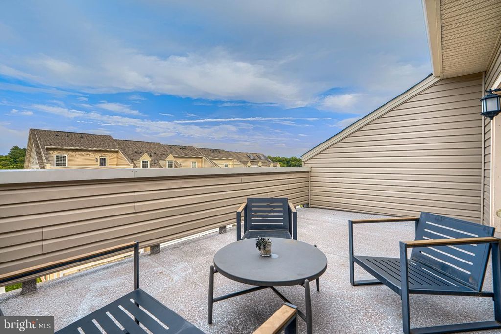 Image 57 of property listing at 9240 GARRETTSON CIR, Perry Hall, MD 21128