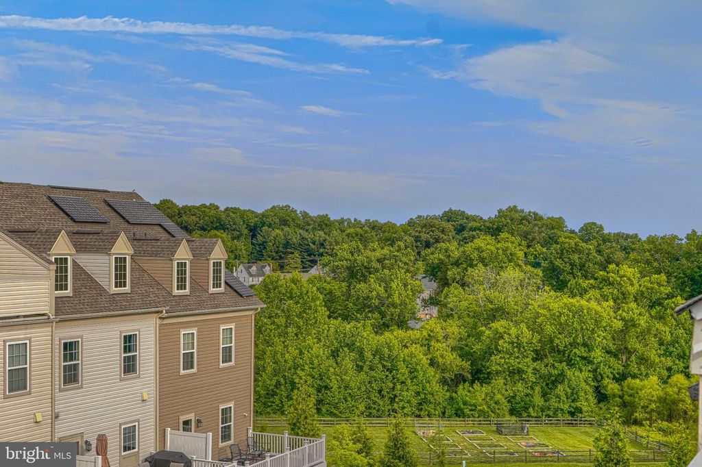 Image 59 of property listing at 9240 GARRETTSON CIR, Perry Hall, MD 21128