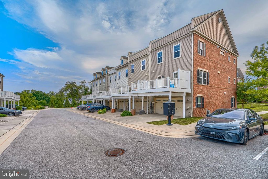 Image 60 of property listing at 9240 GARRETTSON CIR, Perry Hall, MD 21128