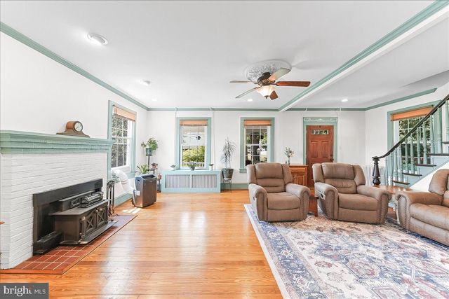 2499 FORGE RD, Oxford, PA 19363