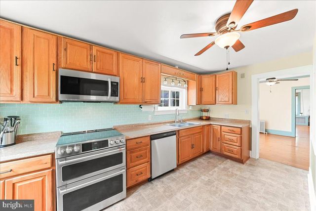 2499 FORGE RD, Oxford, PA 19363