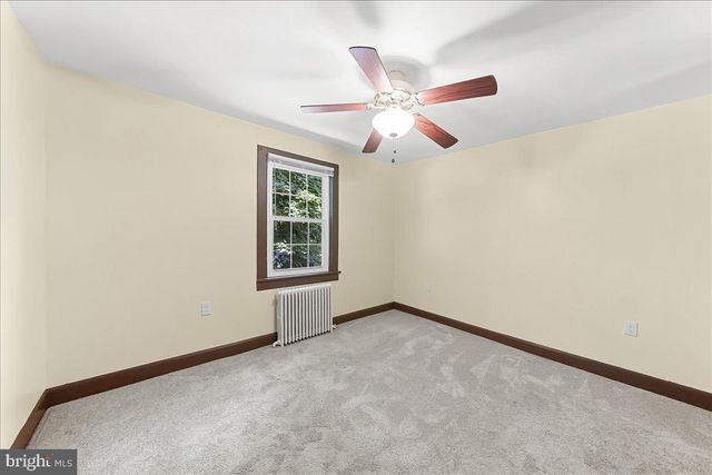 2499 FORGE RD, Oxford, PA 19363