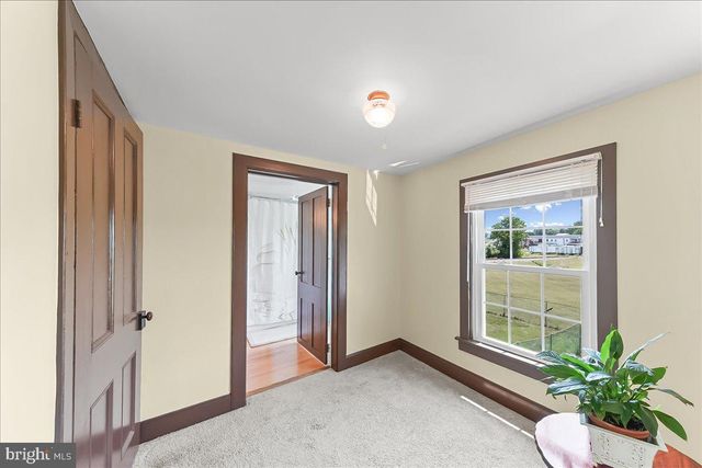 2499 FORGE RD, Oxford, PA 19363