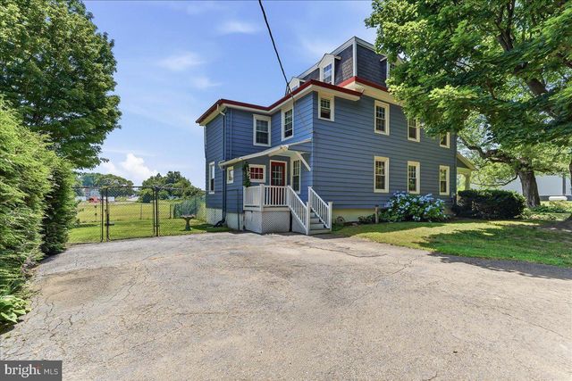 2499 FORGE RD, Oxford, PA 19363