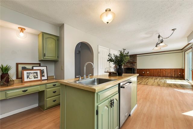 3004 Shawnee Court, Hampton, PA 15044