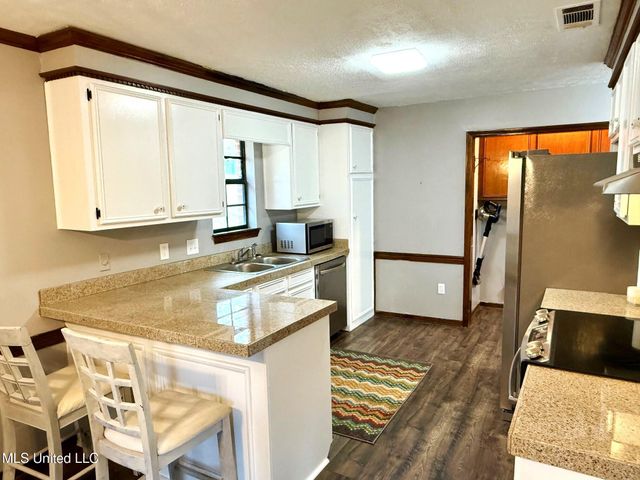 182 Bellegrove Circle, Brandon, MS 39047