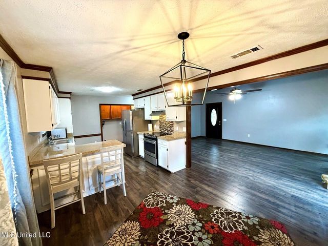 182 Bellegrove Circle, Brandon, MS 39047