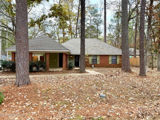 182 Bellegrove Circle, Brandon, MS 39047
