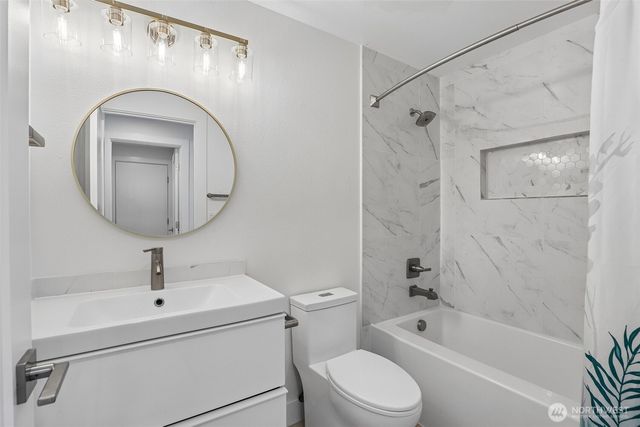15311 NE 12th Way, Vancouver, WA 98684