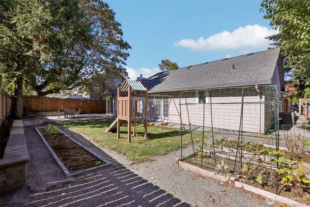 15311 NE 12th Way, Vancouver, WA 98684