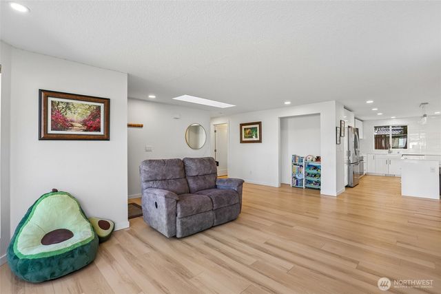15311 NE 12th Way, Vancouver, WA 98684