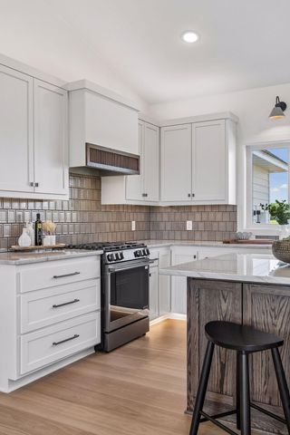 2950 219th Avenue NE, East Bethel, MN 55011