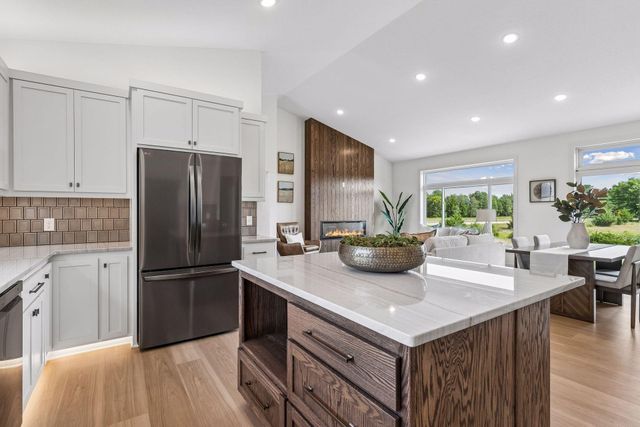 2950 219th Avenue NE, East Bethel, MN 55011