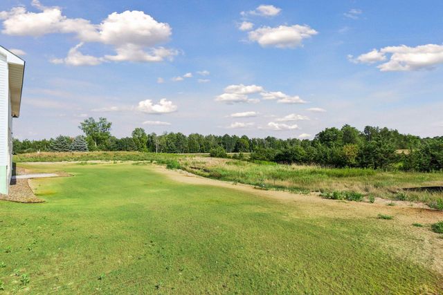2950 219th Avenue NE, East Bethel, MN 55011