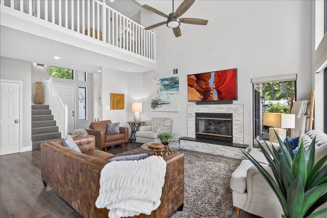 103 Island Beach Road, Gun Barrel City, TX 75156