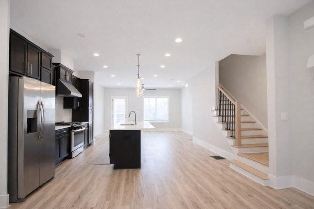 2475 Sycamore NW Road, Atlanta, GA 30318