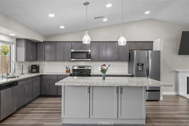 19018 Tule Way, Lake Elsinore, CA 92530