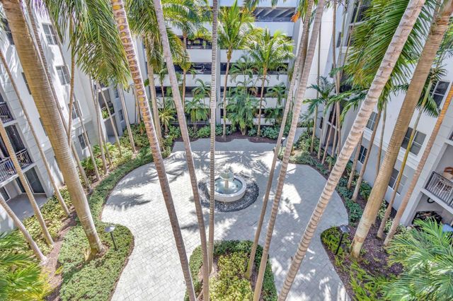 1690 Renaissance Commons Boulevard 1401, Boynton Beach, FL 33426