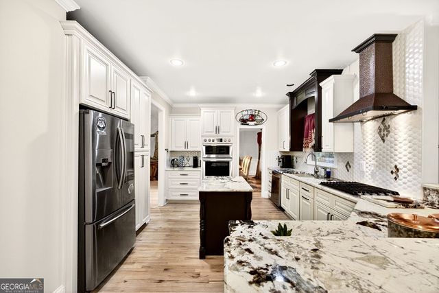 461 Schofield Drive, Powder Springs, GA 30127