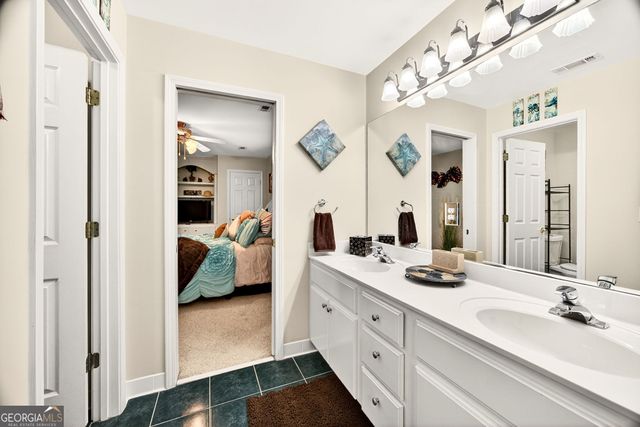 461 Schofield Drive, Powder Springs, GA 30127