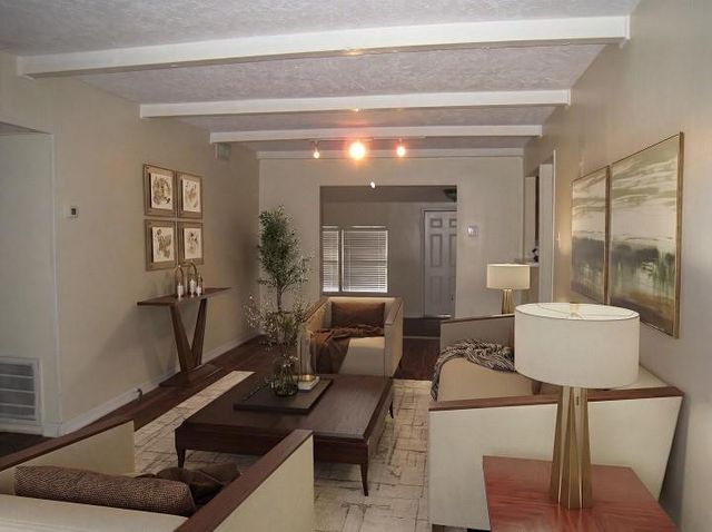 4337 Effie Street, Bellaire, TX 77401