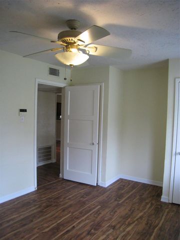 4337 Effie Street, Bellaire, TX 77401