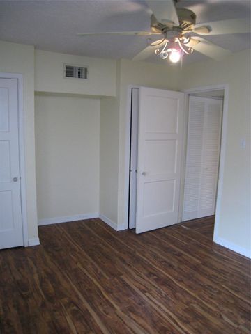 4337 Effie Street, Bellaire, TX 77401