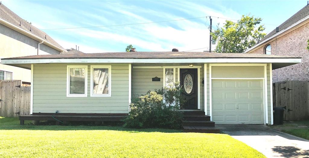 4337 Effie Street, Bellaire, TX 77401