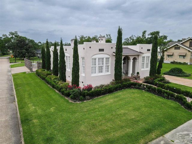 122 Grove Street, Lake Charles, LA 70601