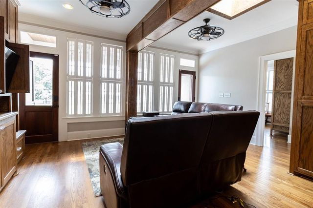 122 Grove Street, Lake Charles, LA 70601
