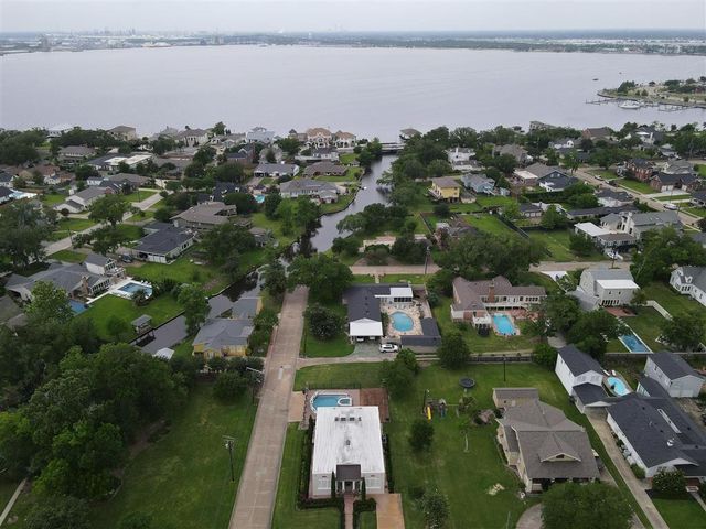 122 Grove Street, Lake Charles, LA 70601