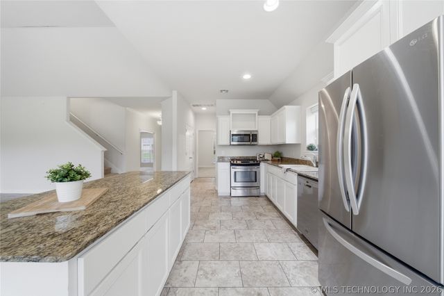 15521 E 88th Street North, Owasso, OK 74055