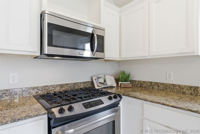 15521 E 88th Street North, Owasso, OK 74055