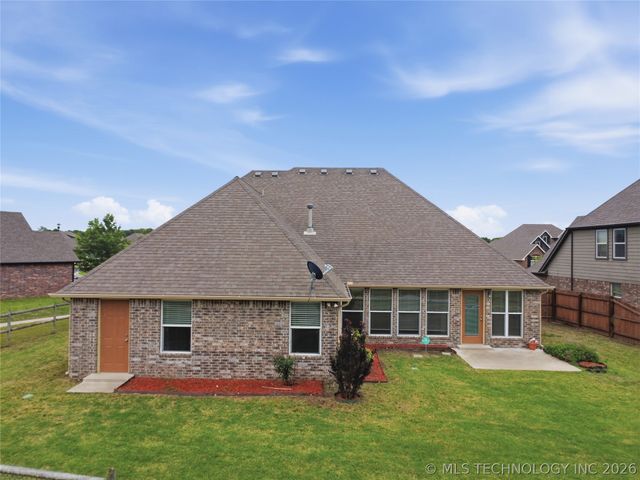 15521 E 88th Street North, Owasso, OK 74055