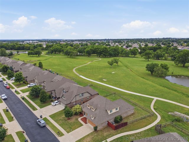 15521 E 88th Street North, Owasso, OK 74055