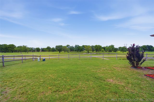 15521 E 88th Street North, Owasso, OK 74055