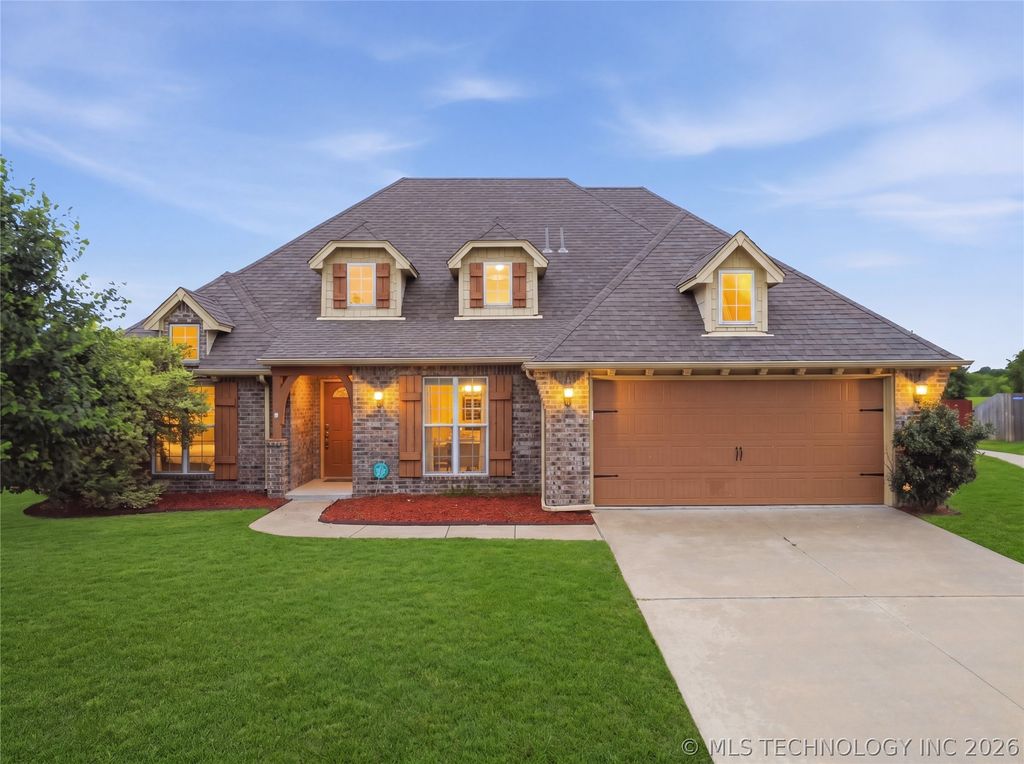 15521 E 88th Street North, Owasso, OK 74055