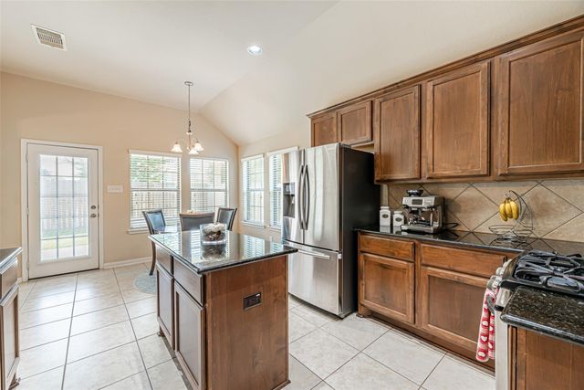 119 Emerald Loch Lane, Houston, TX 77469