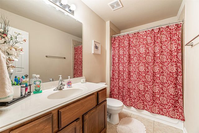 119 Emerald Loch Lane, Houston, TX 77469