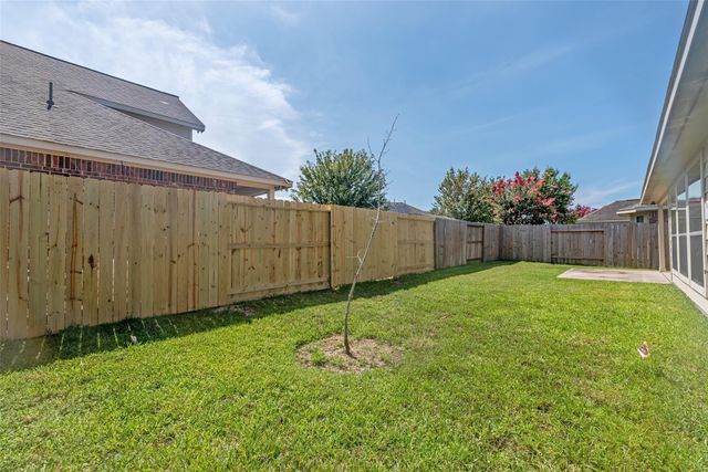 119 Emerald Loch Lane, Houston, TX 77469